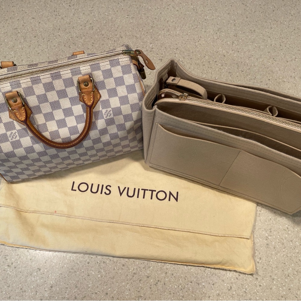 Authentic Louis Vuitton speedy monogram 35